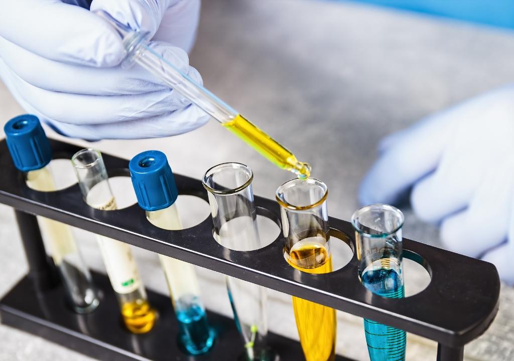 Bahan kimia pelarut organik