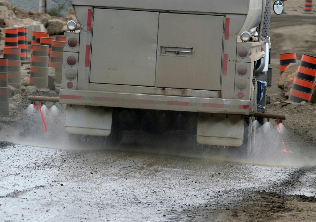 Dust road control