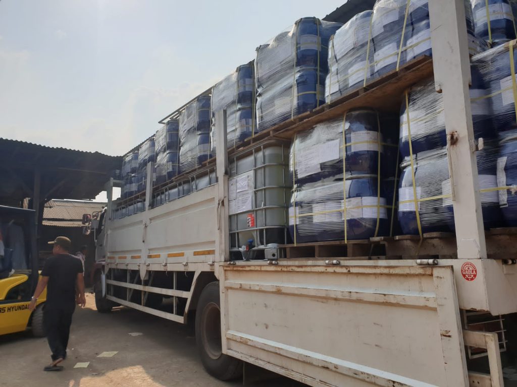 Distributor bahan kimia