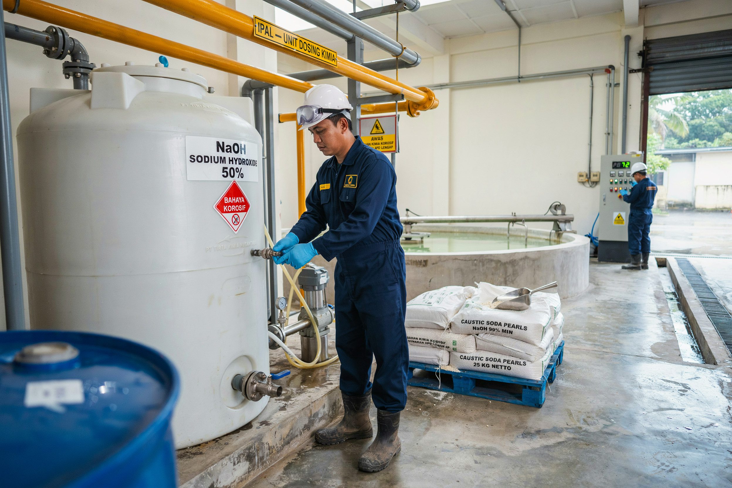 Caustic soda natrium hidroksida untuk bahan kimia industri dan pengolahan air