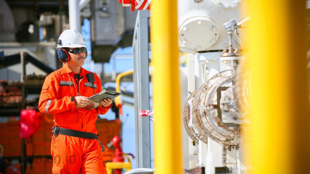 Caustic Soda dalam Industri Minyak dan Gas